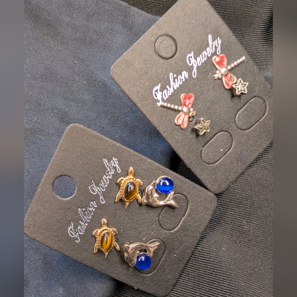 Set of 4 Vintage-Style Animal Earrings - Turtle, Dolphin, Dragonfly & Star